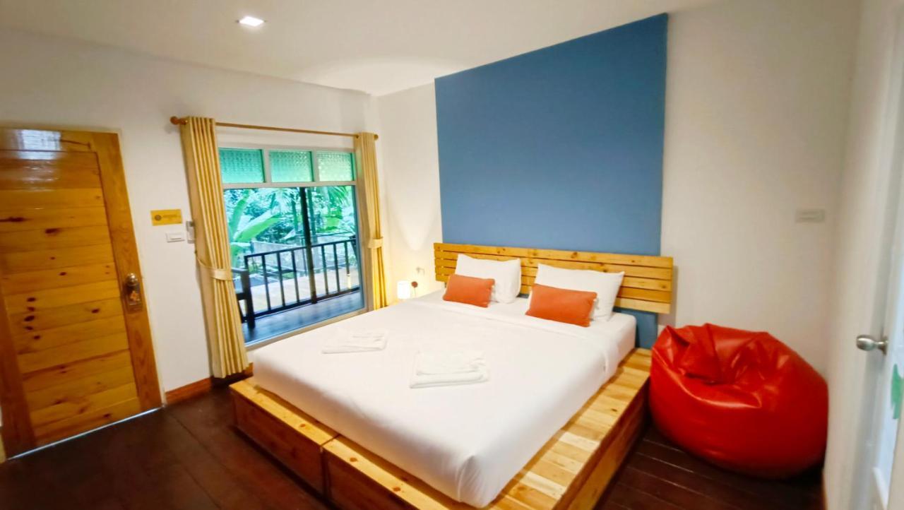 Nua Tone Resort Bang Tao & Cafe Exterior foto