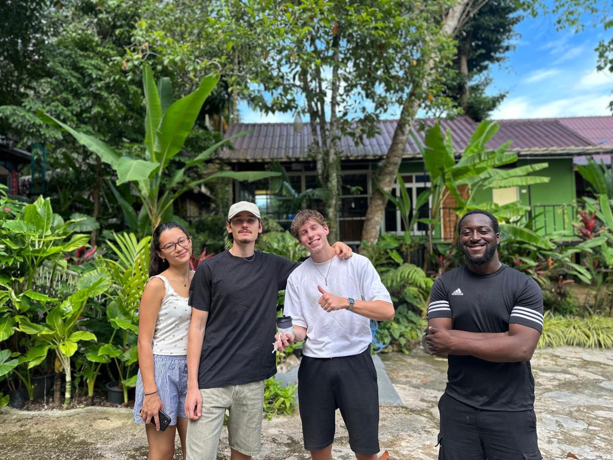 Nua Tone Resort Bang Tao & Cafe Exterior foto